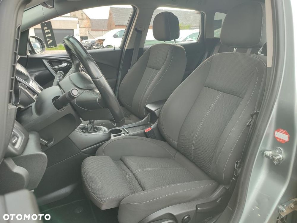 Opel Astra 1.6 CDTI Enjoy - 8
