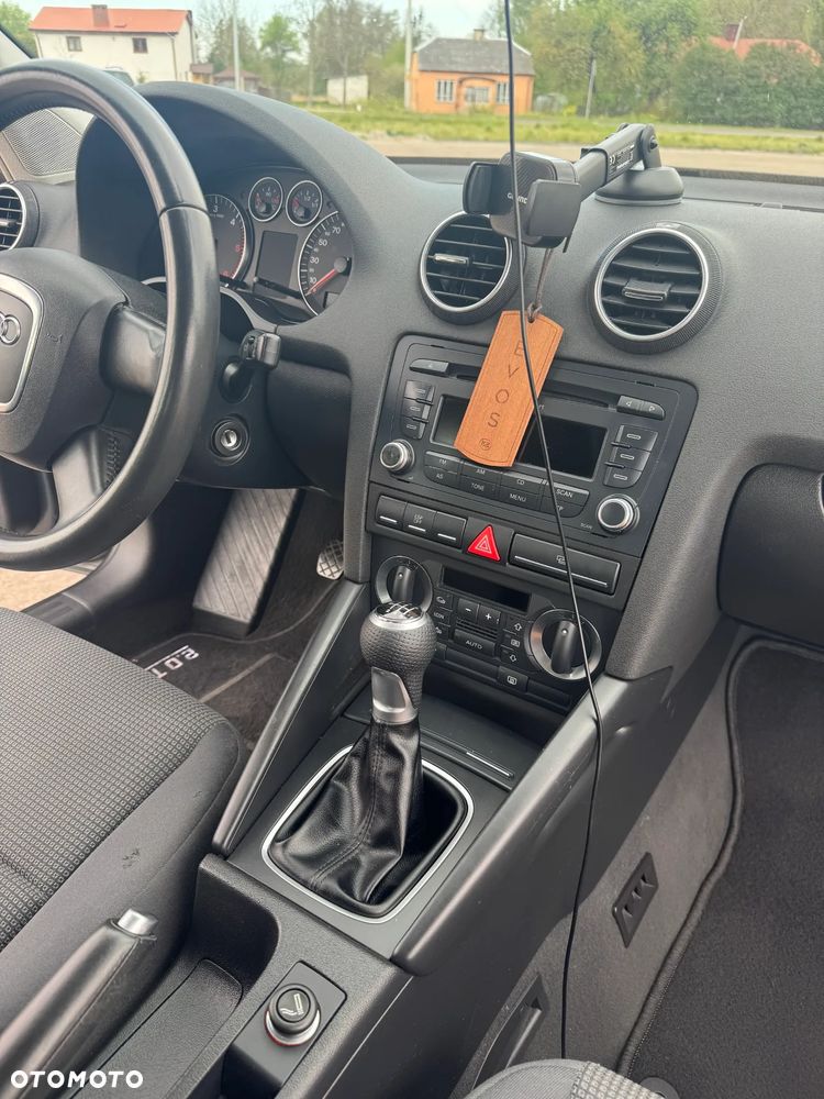 Audi A3 Sportback 2.0 TDI Ambiente - 12