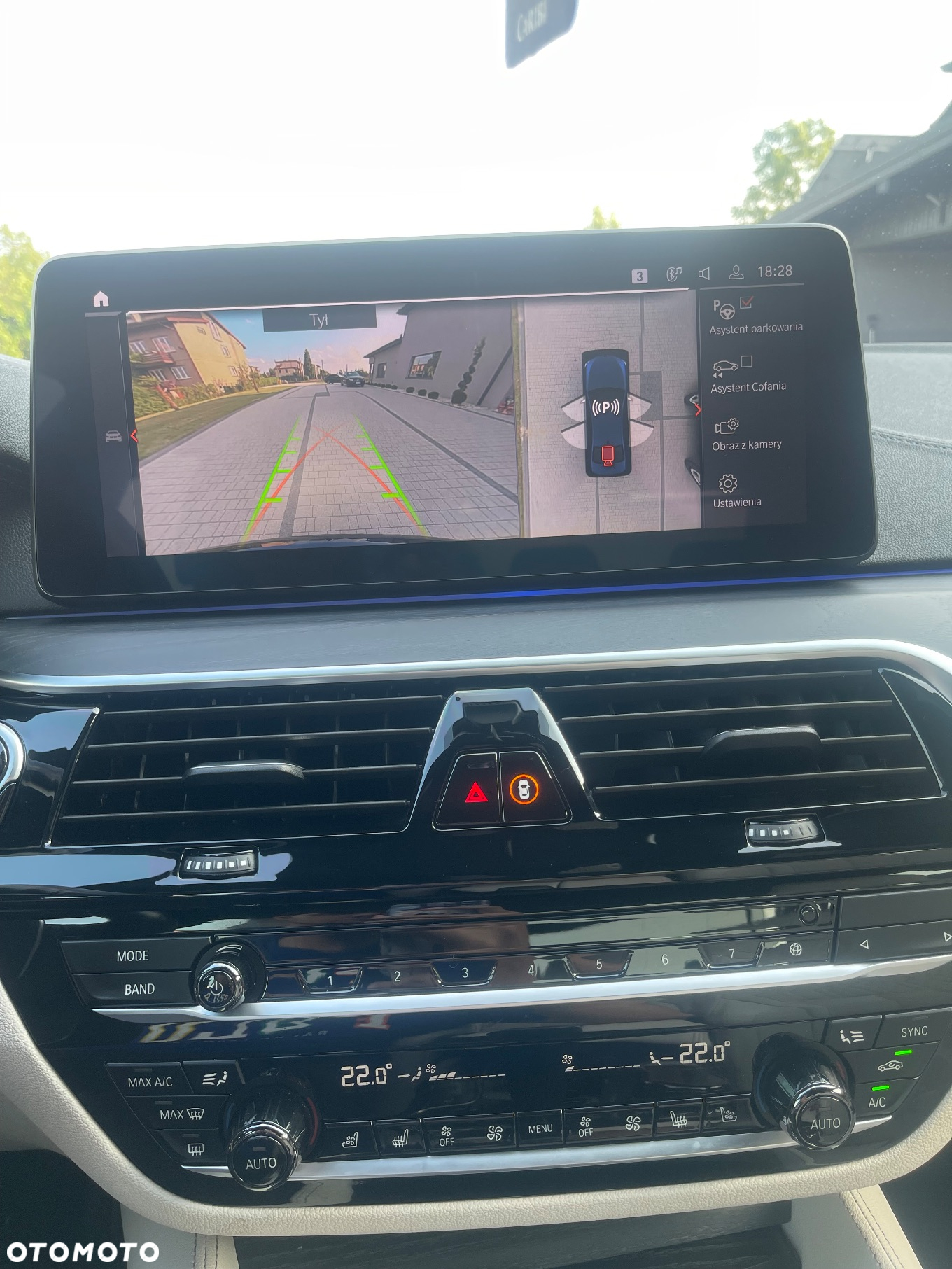 BMW Seria 5 M550i xDrive sport - 13