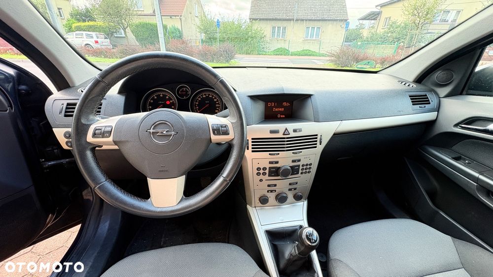 Opel Astra 1.6 - 8
