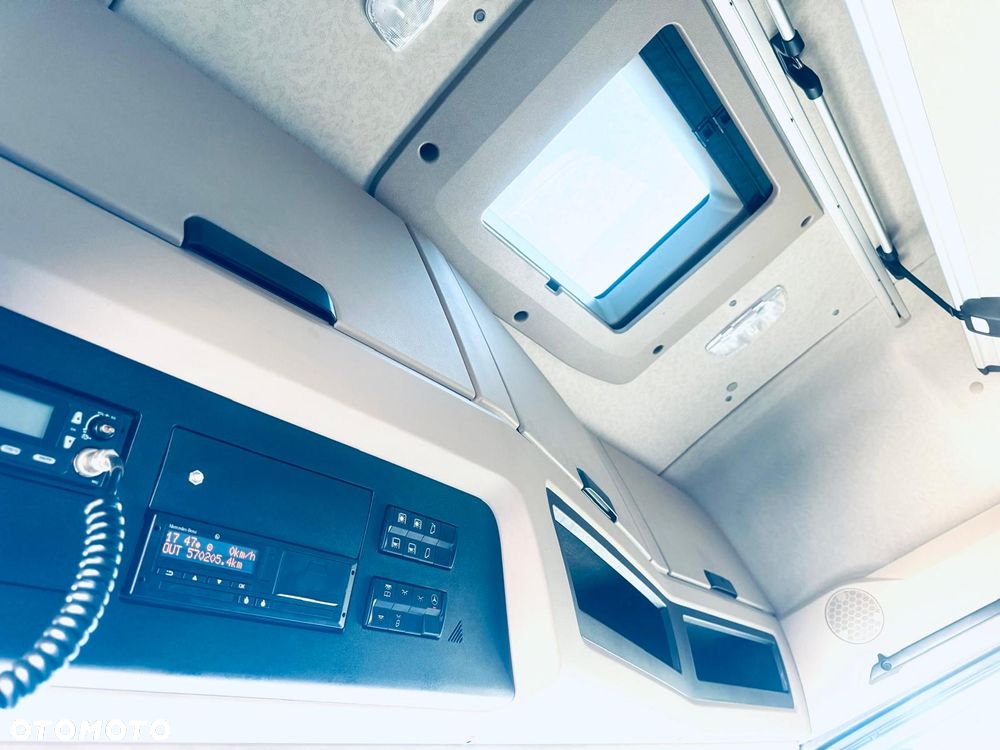 Mercedes-Benz Actros 2548 / 6x2 / GigaSpace - 11