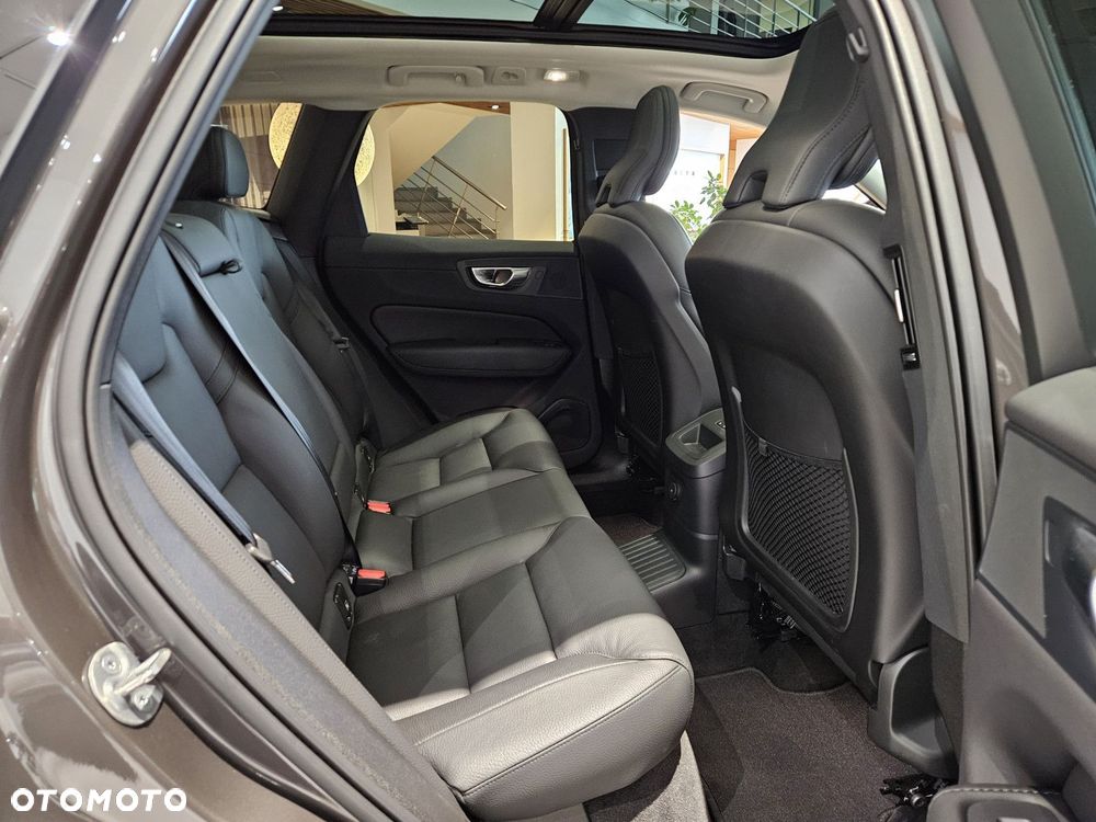 Volvo XC 60 - 29