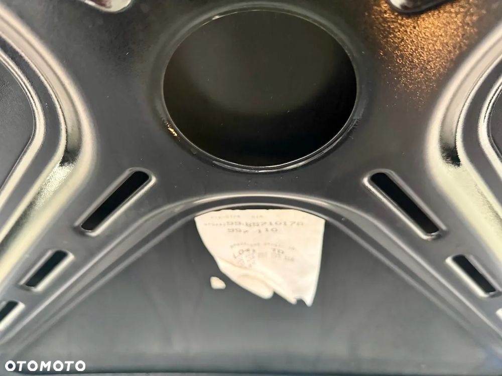 Porsche 911 Carrera - 20