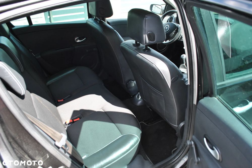 Renault Clio 1.2 16V Exception - 7