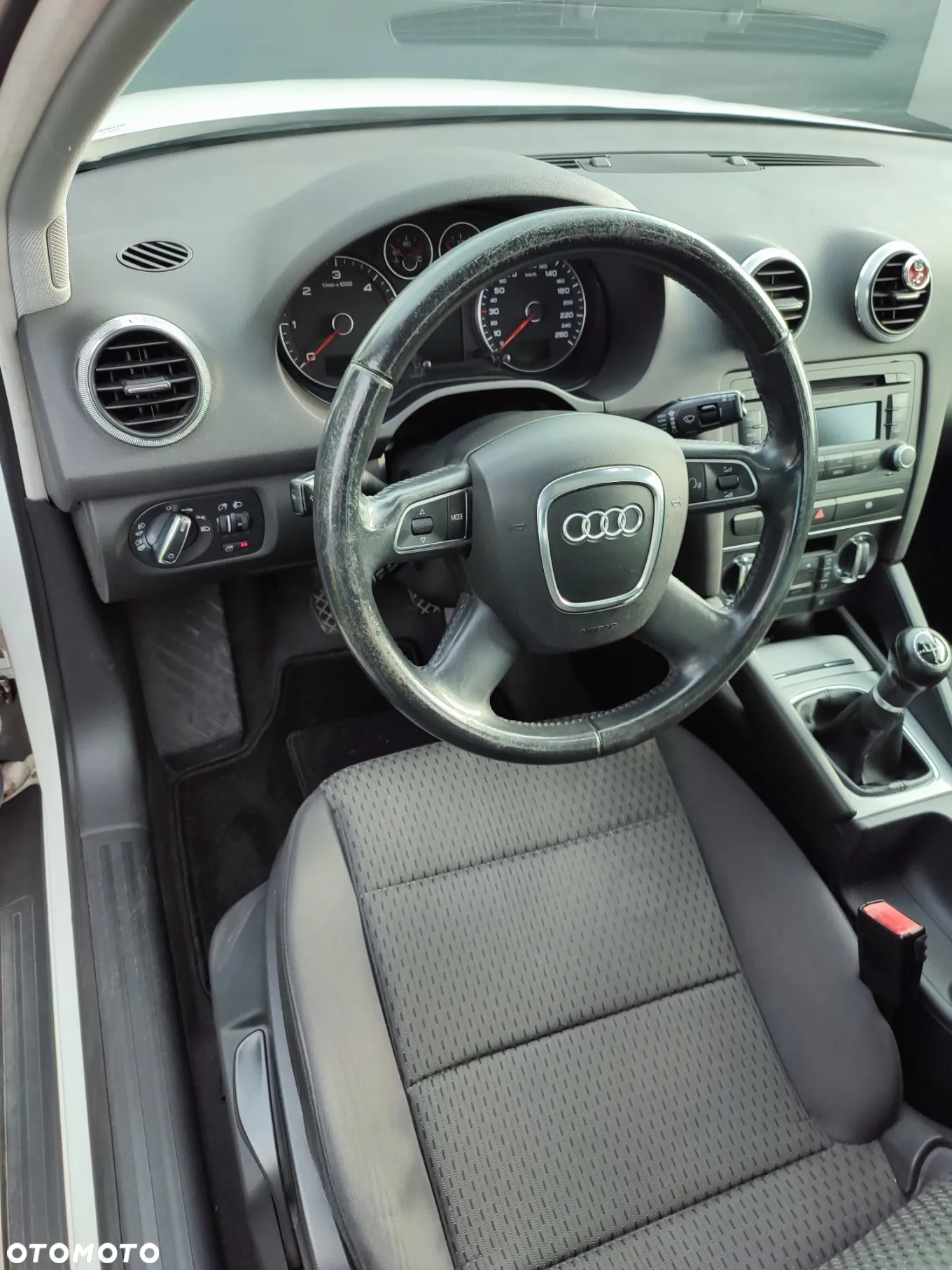 Audi A3 1.9 TDI Sportback S line Sportpaket plus - 5