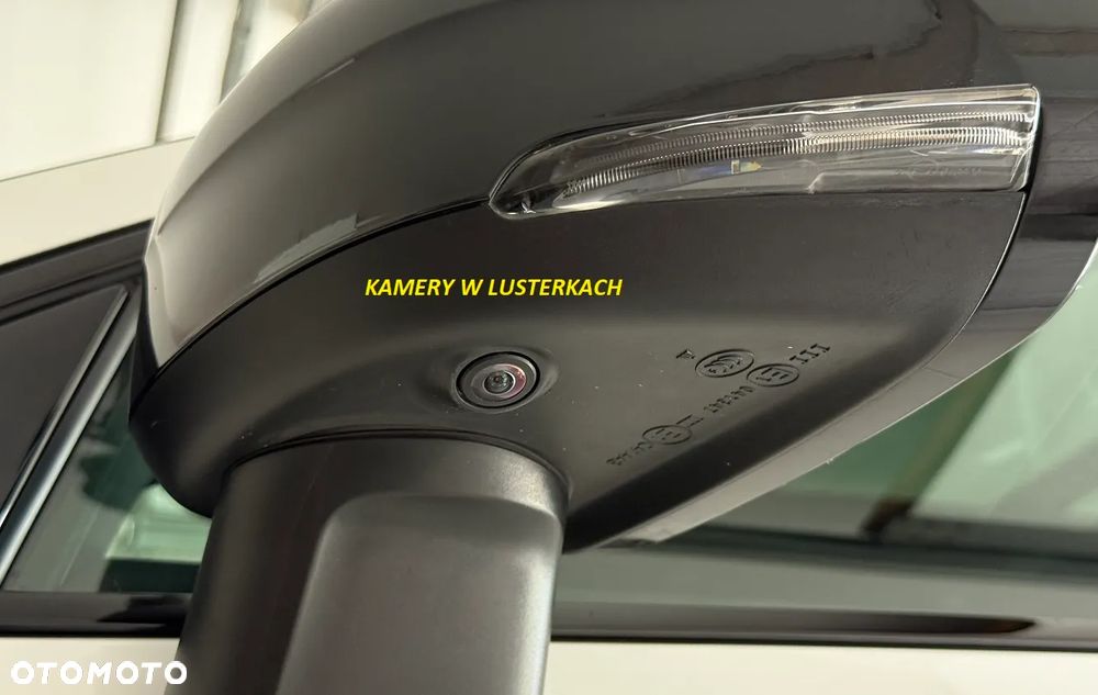 Volvo XC 60 B4 D Plus Dark - 30