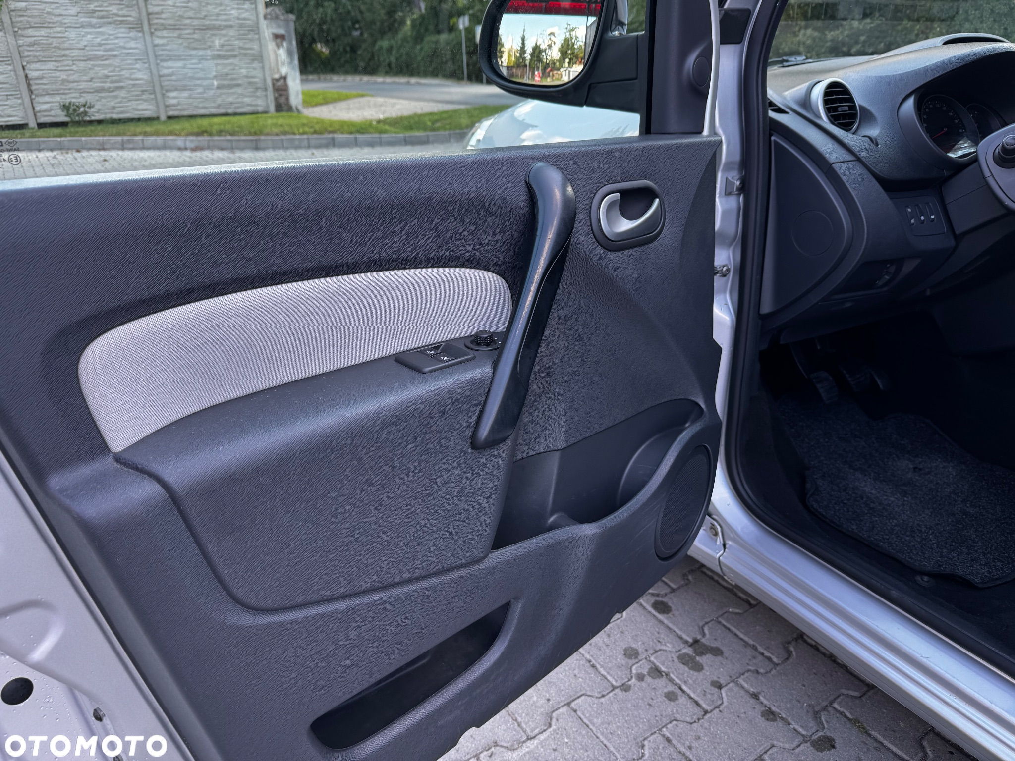 Renault Kangoo 1.5 dCi Business Eu6 - 15