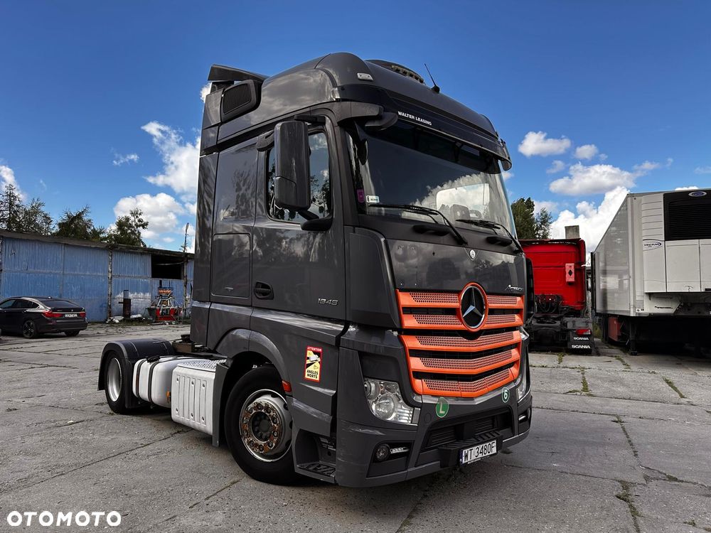 Mercedes-Benz actros - 7