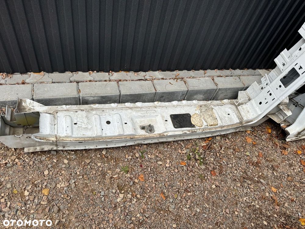 PAS TYLNY PODŁOGA RAMKA TYŁ FORD TRANSIT MK8 FWD - 2