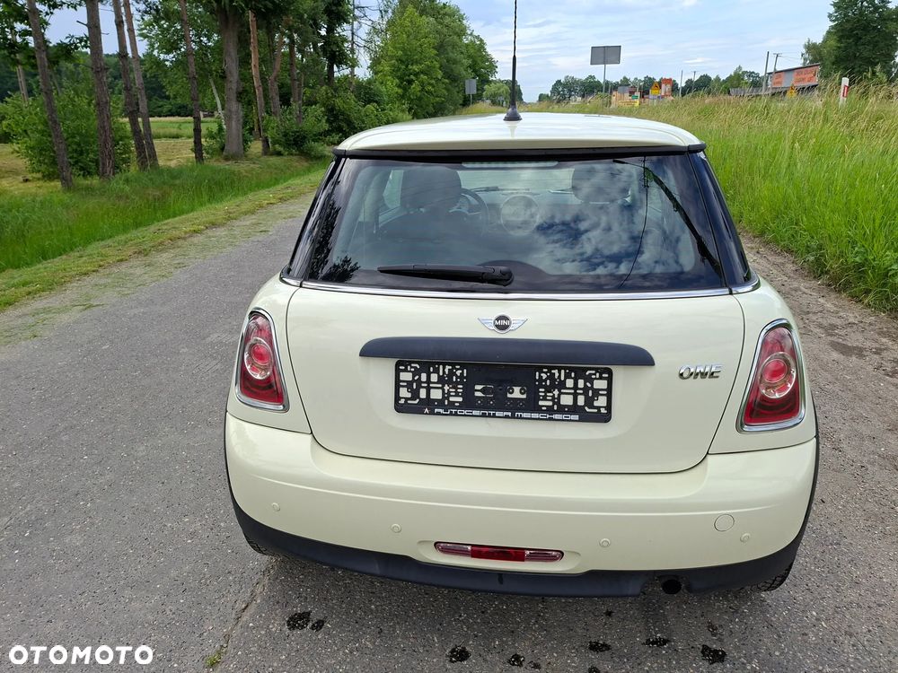 MINI ONE Standard - 17