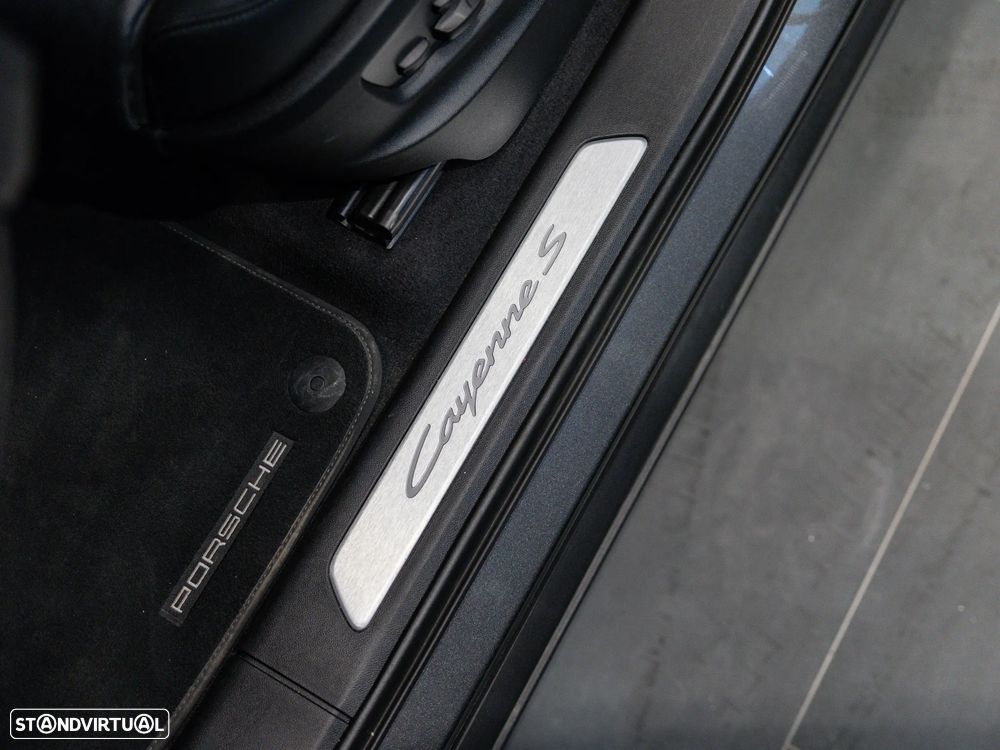 Porsche Cayenne Coupé S E-Hybrid - 20