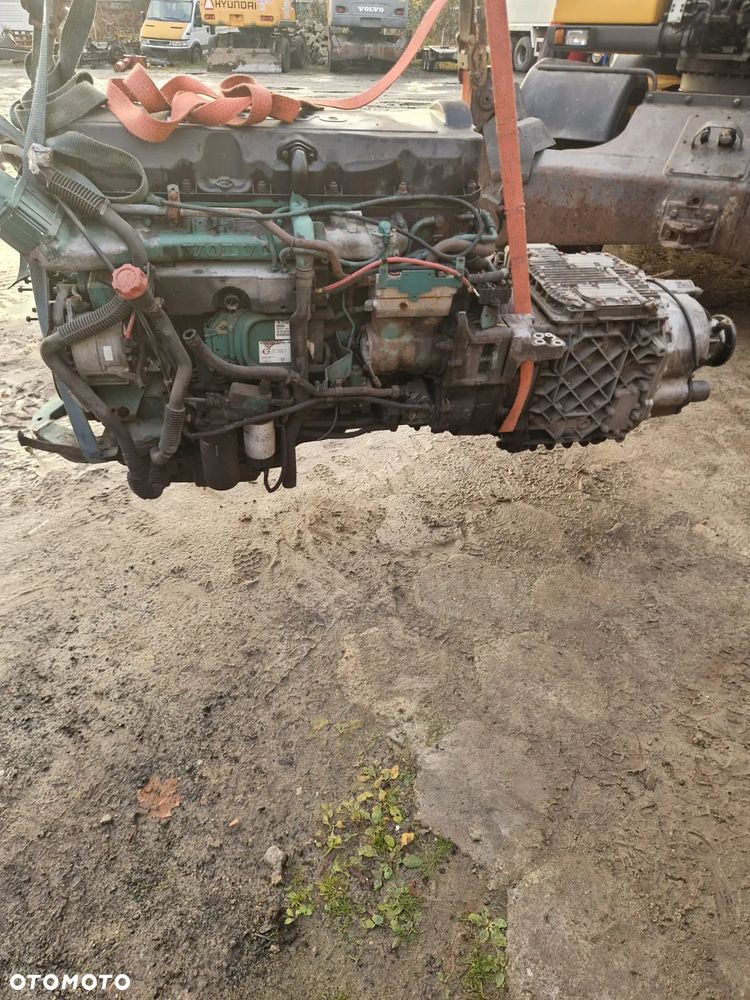 silnik Volvo - 3