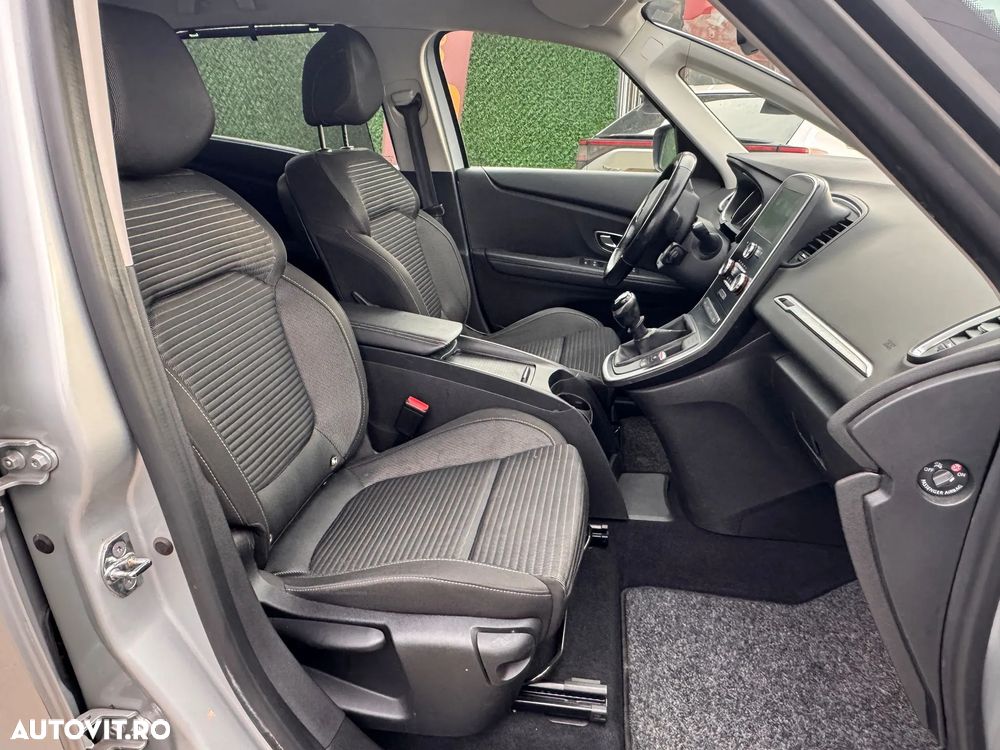 Renault Scenic ENERGY dCi 110 INTENS - 13