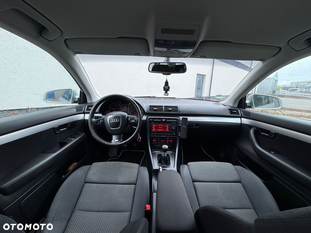 Audi A4 Avant 2.0 TDI DPF - 12