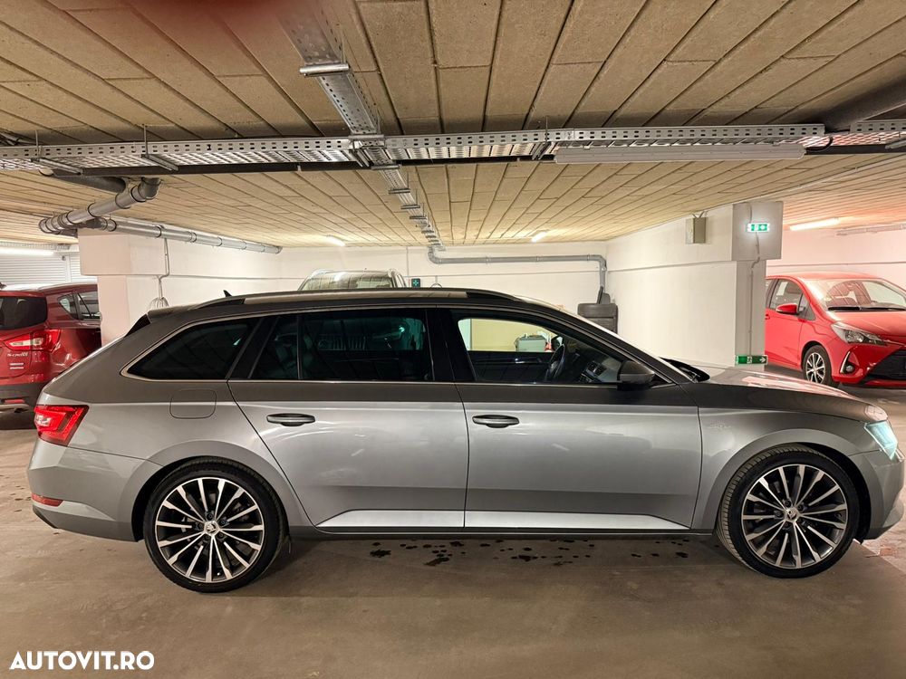 Skoda Superb Combi 2.0 TDI DSG 4X4 Laurin & Klement - 3