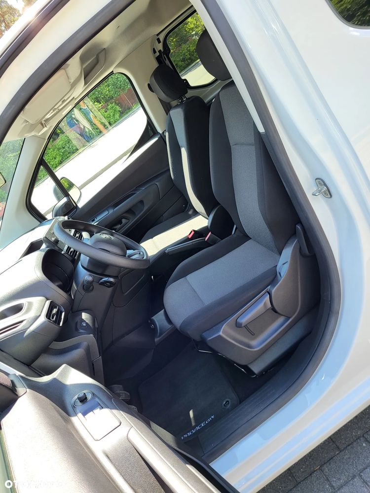 Toyota Proace City Verso - 11