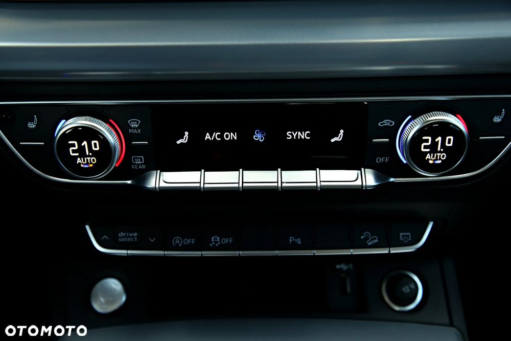Audi Q5 40 TDI mHEV Quattro S Line S tronic - 34