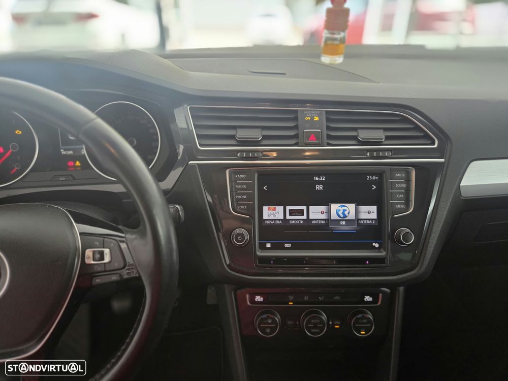 VW Tiguan 1.6 TDI Confortline - 16