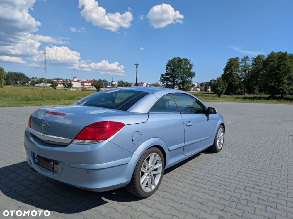 Opel Astra 1.8 Cosmo - 3