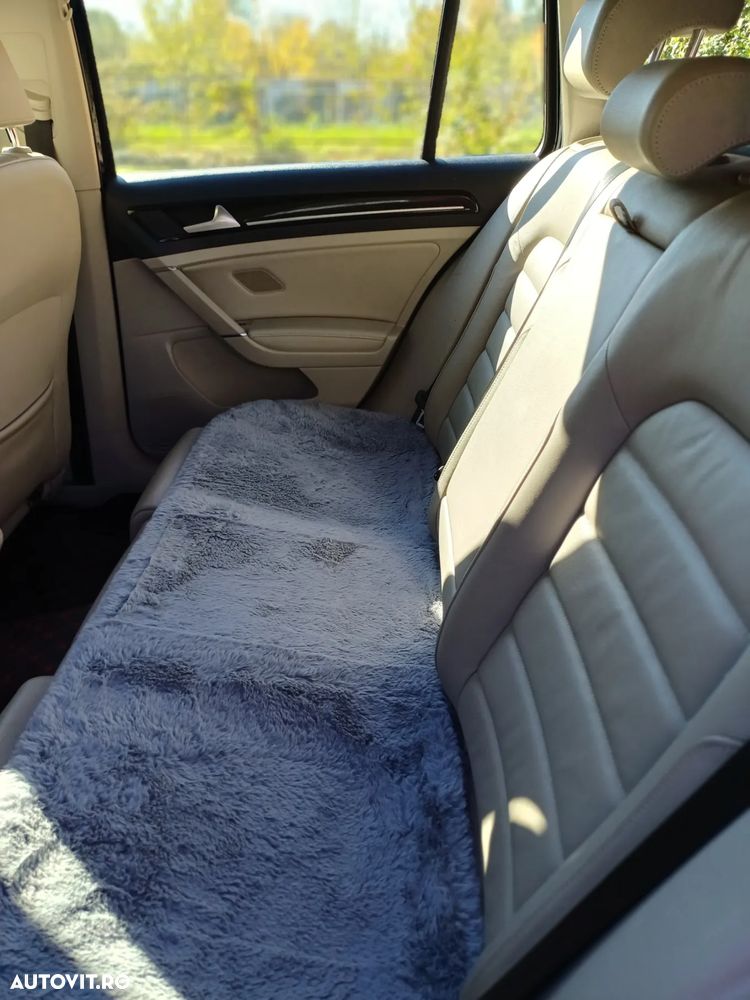 Volkswagen Golf 1.6 TDI DPF Trendline - 8