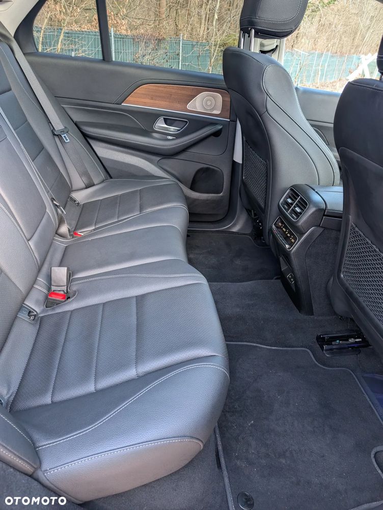Mercedes-Benz GLE - 19