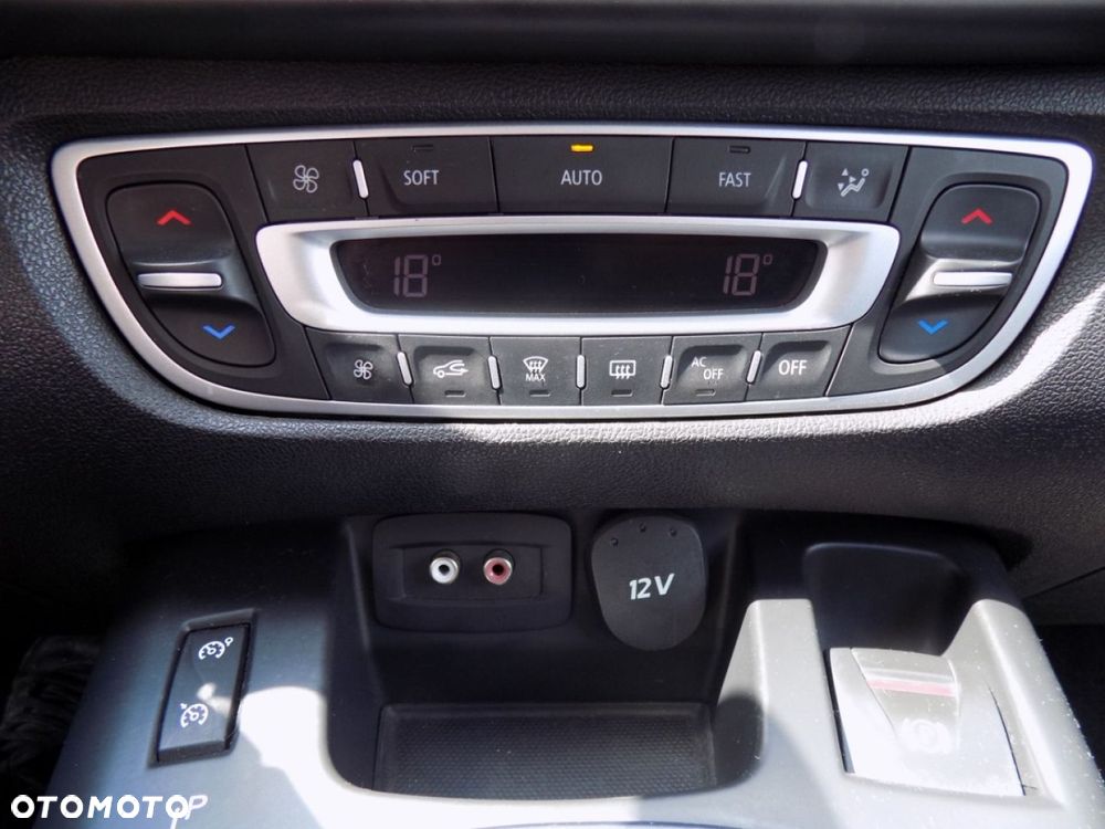 Renault Scenic - 12
