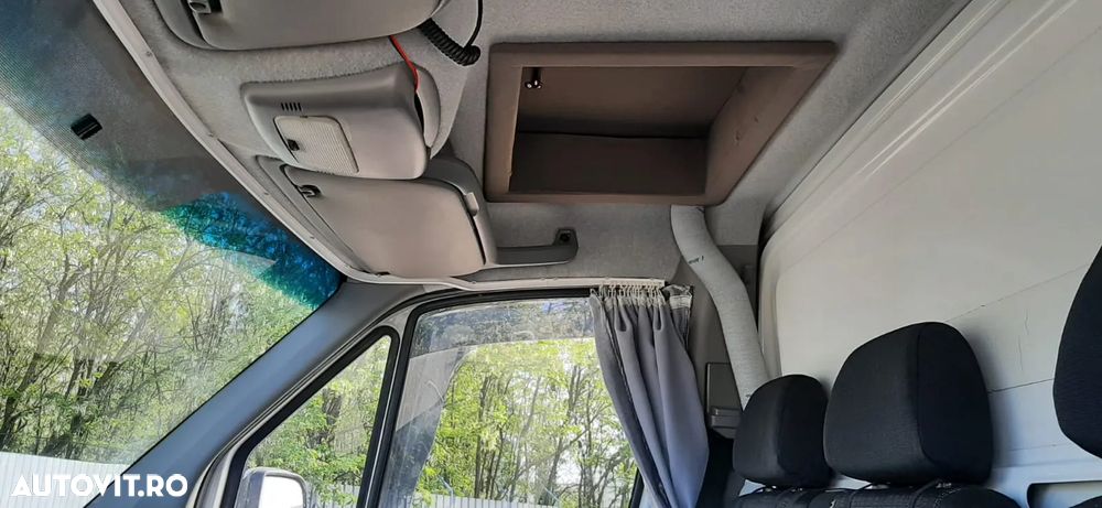 Mercedes-Benz SPRINTER - 11