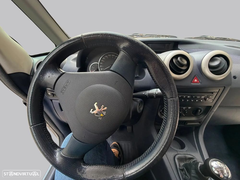 Peugeot 1007 - 10