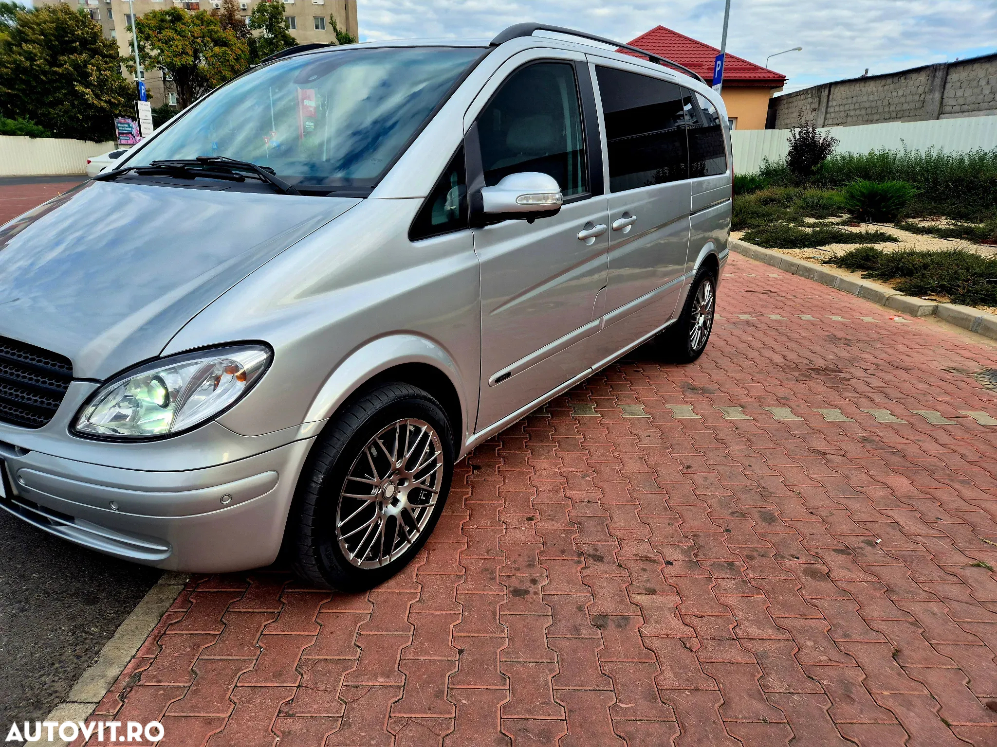 Mercedes-Benz Viano - 2