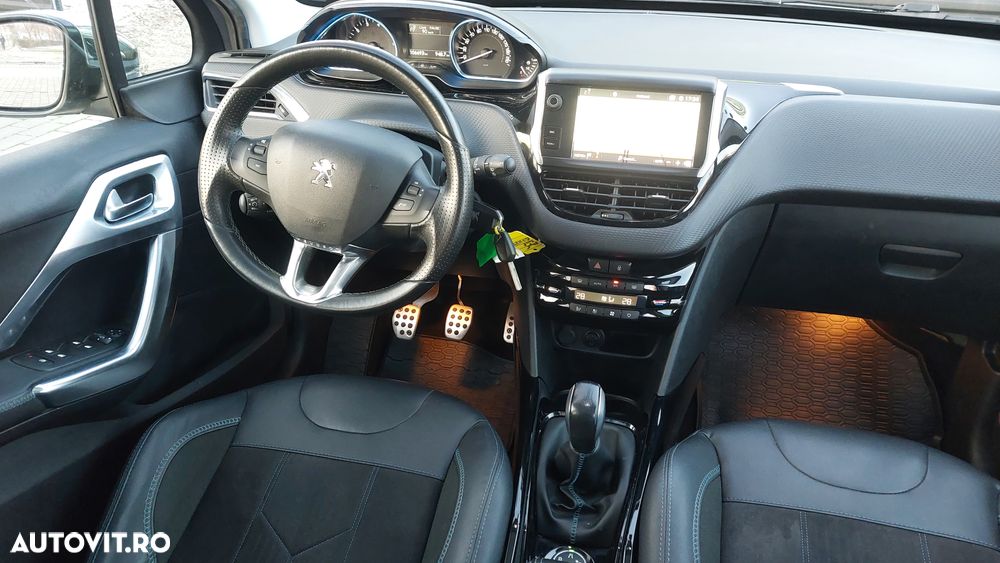 Peugeot 2008 PureTech 110 Stop&Start Crossway - 21