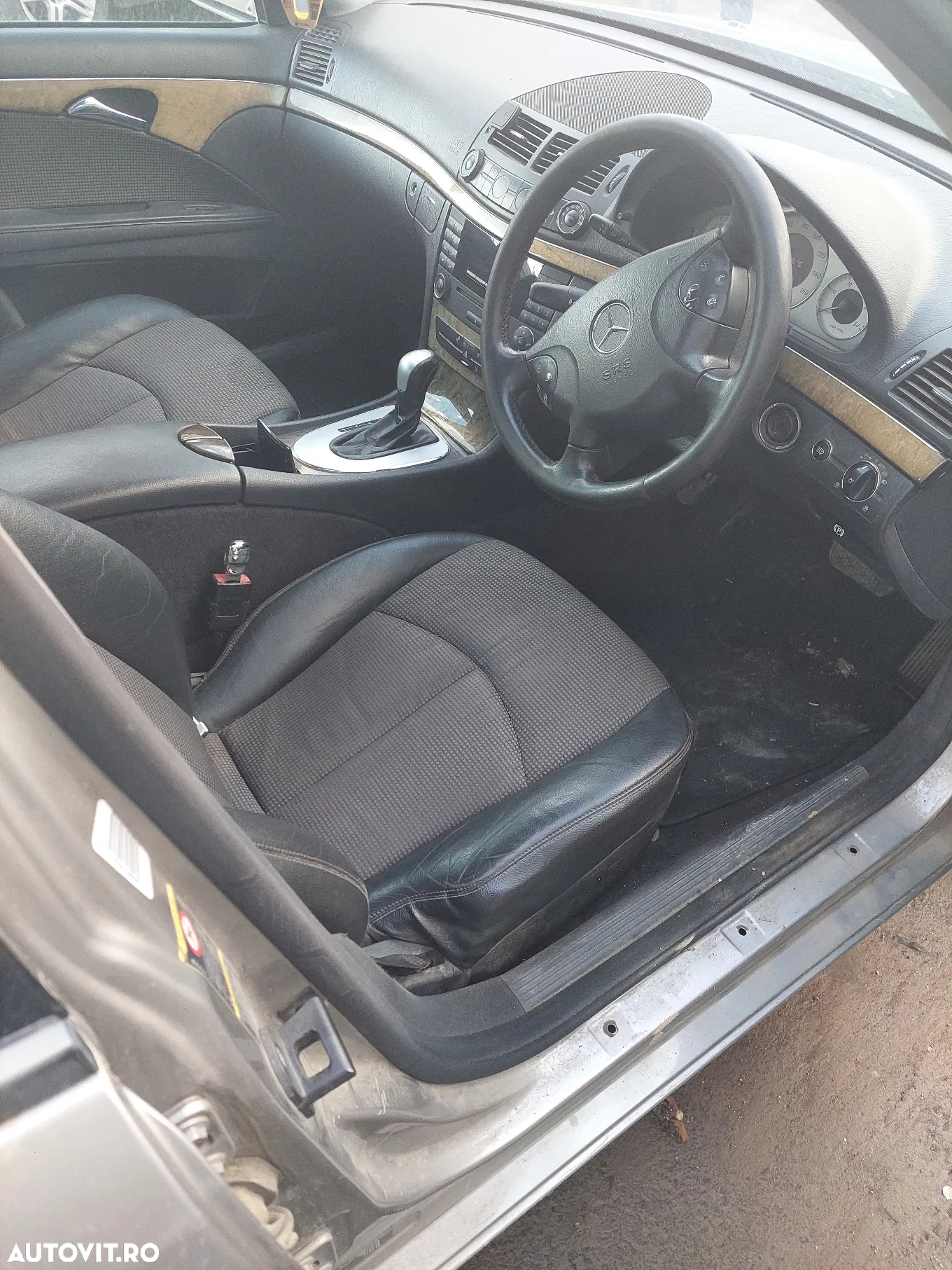 Dezmembrez Mercedes-Benz e class E320 Motor 3.0 140kw - 2