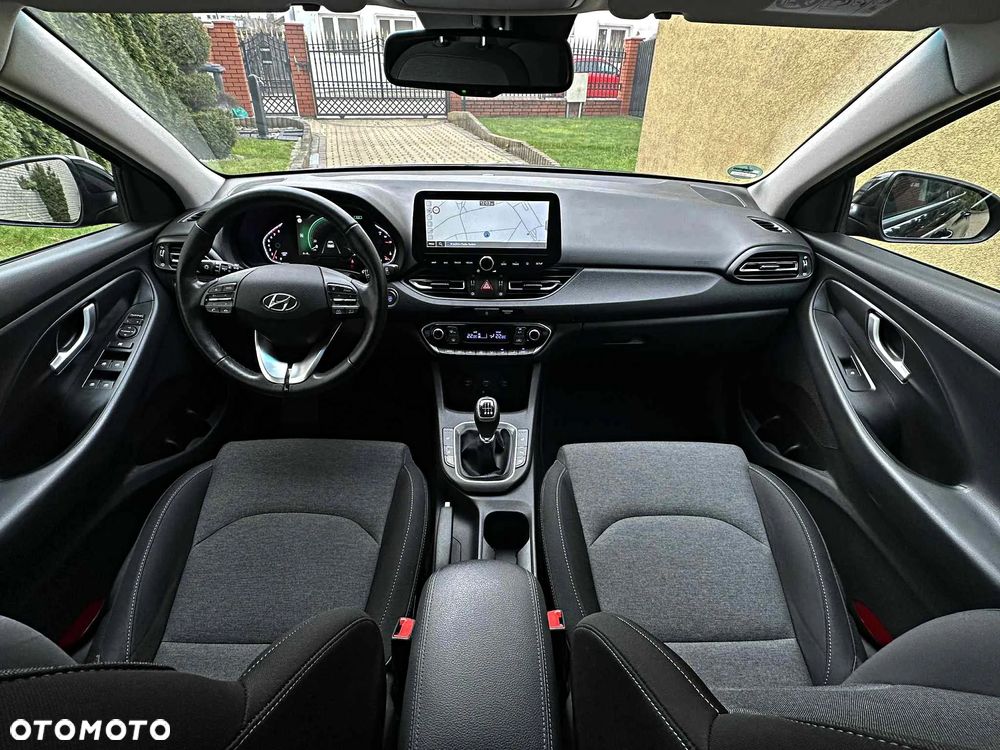 Hyundai i30 1.5 T-GDI 48V-Hybrid EDITION 30+ - 22
