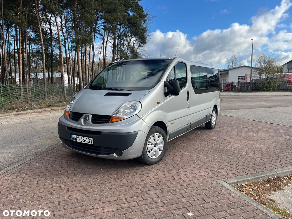 Renault Trafic - 1