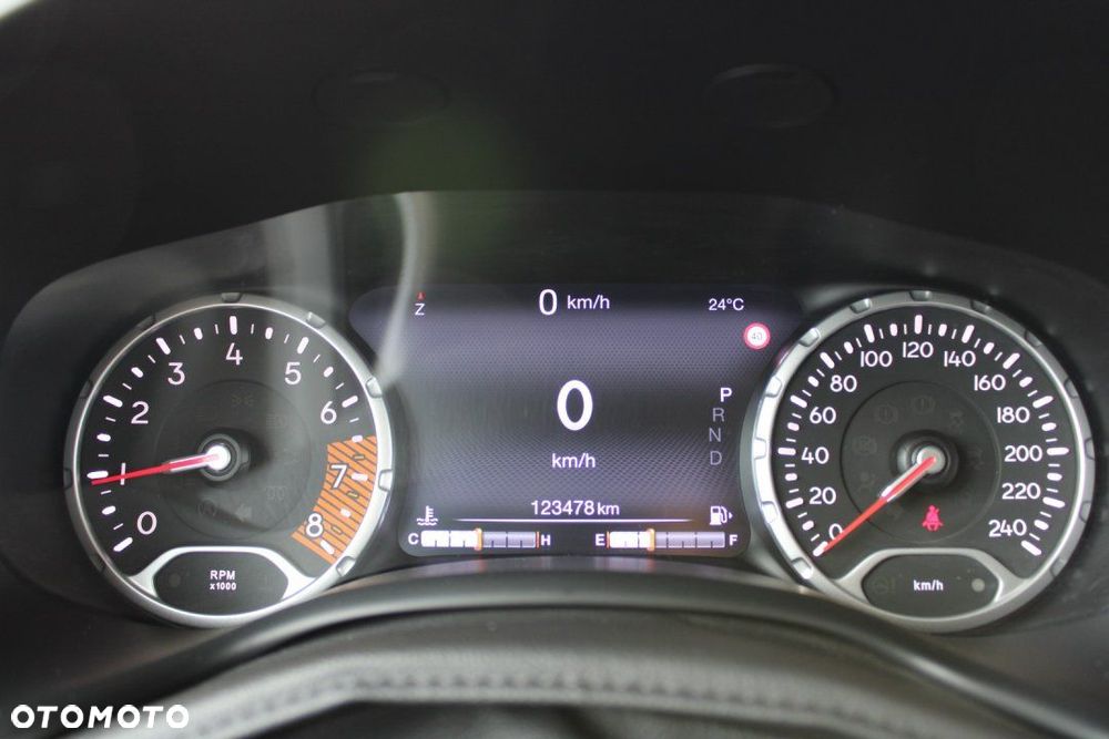 Jeep Renegade - 26