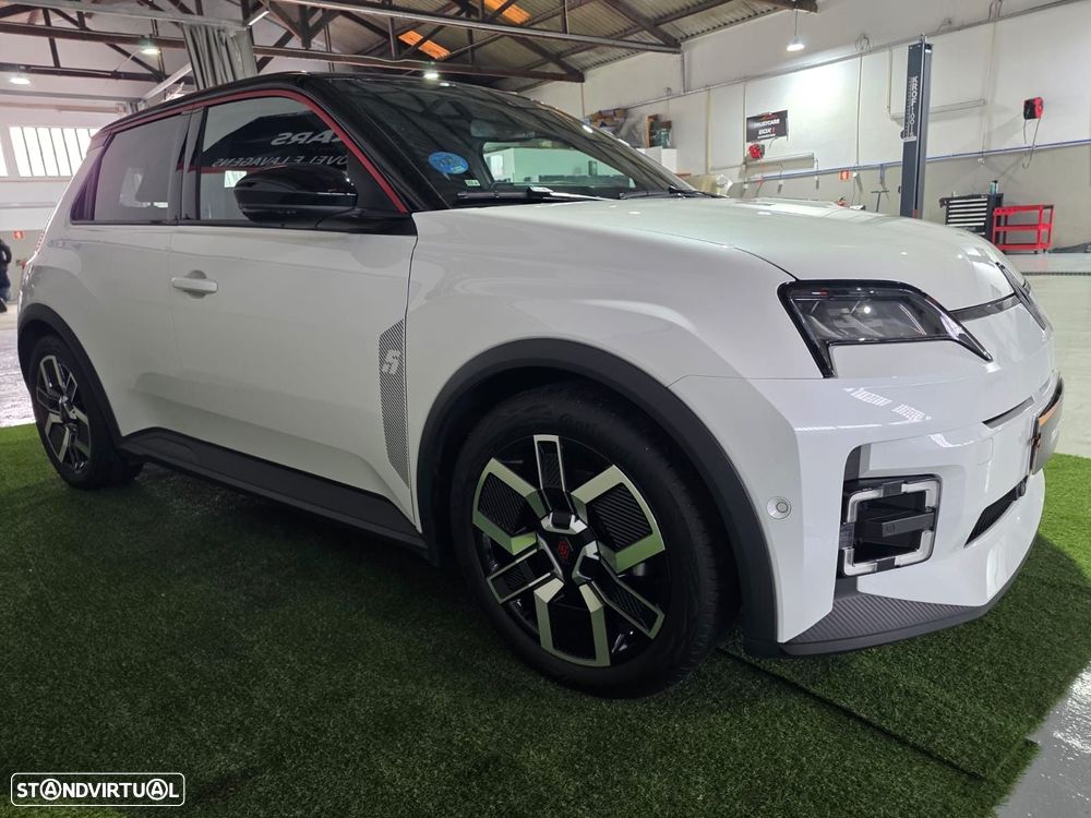 Renault 5 E-Tech - 7