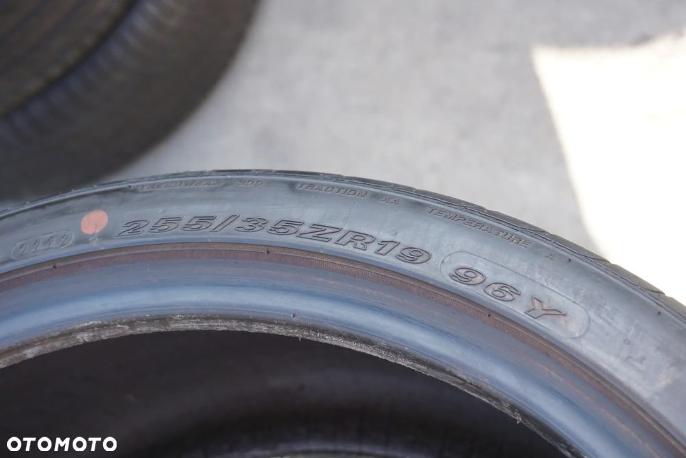 Nexen N'Fera SU1 255 35 19 22r - 7