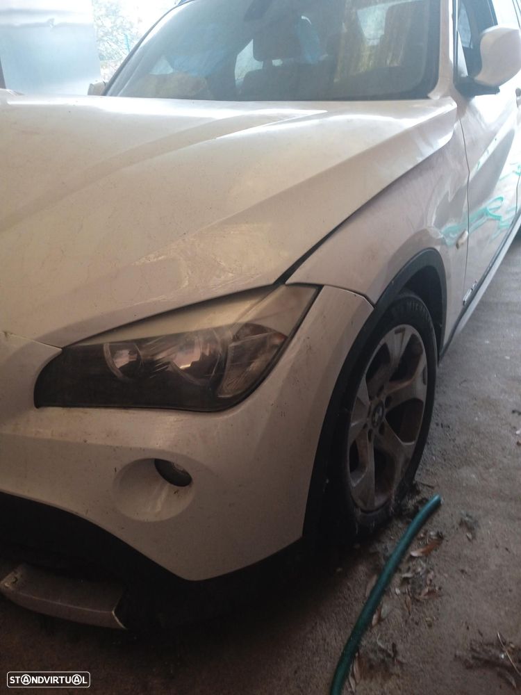 BMW X1 18 d sDrive Auto - 4