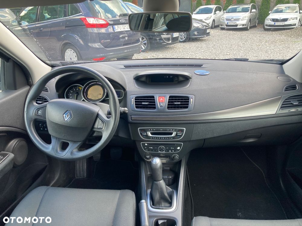 Renault Megane 1.6 16V 100 Authentique - 11