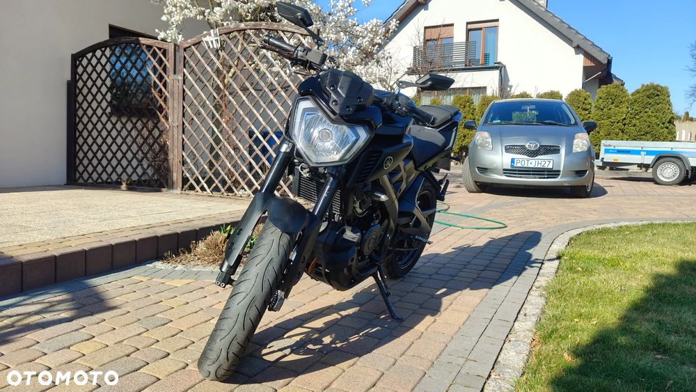 Yamaha MT - 2