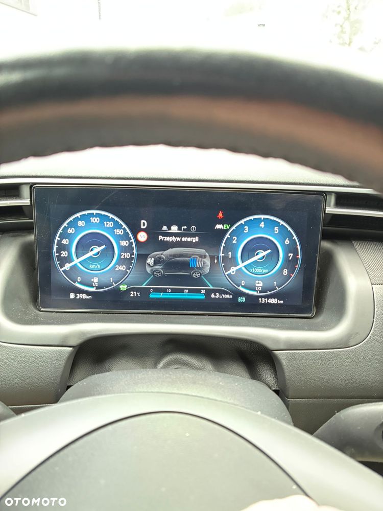 Hyundai Tucson 1.6 T-GDi HEV Executive 2WD - 24
