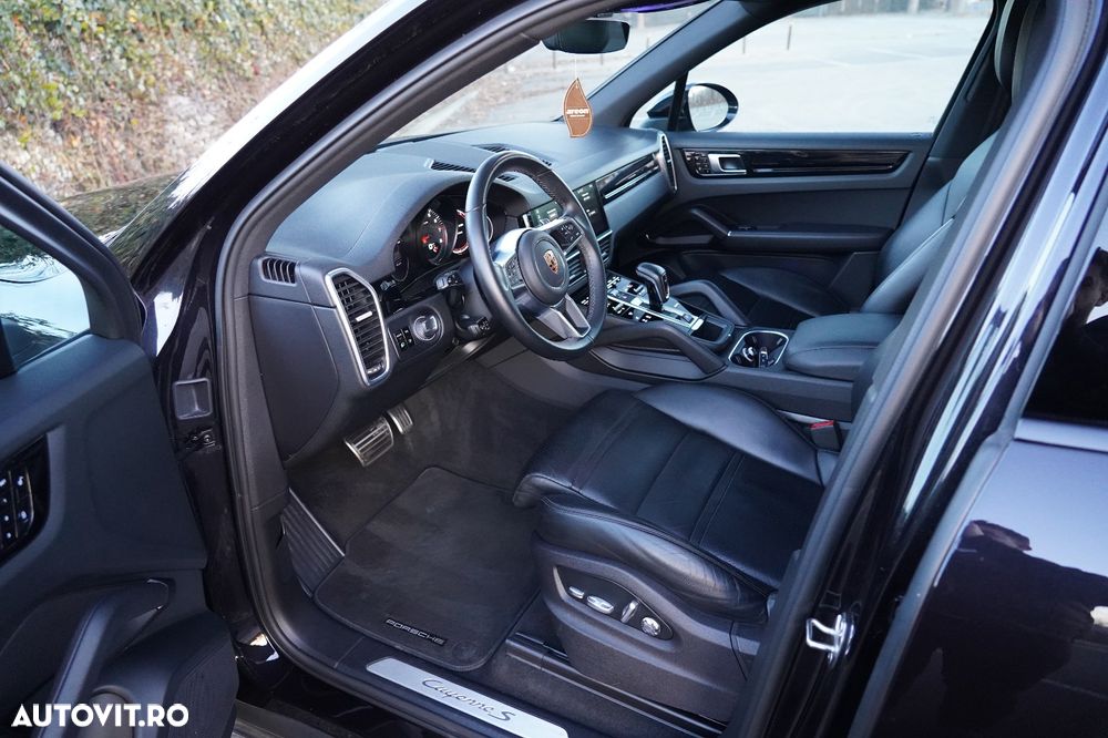 Porsche Cayenne S - 10