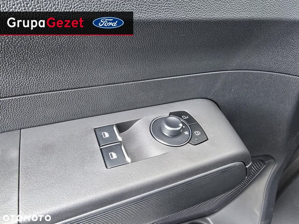 Ford Transit Courier - 35