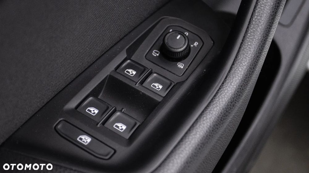Volkswagen Passat Variant 1.5 TSI EVO Business - 29