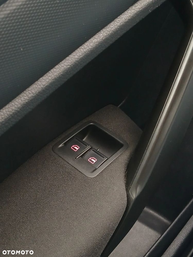 Volkswagen Caddy 1.4 TSI Trendline DSG - 10