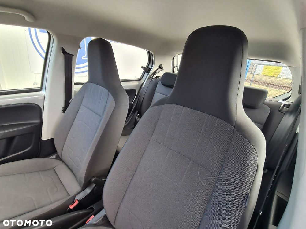 Volkswagen up! 1.0 move - 18