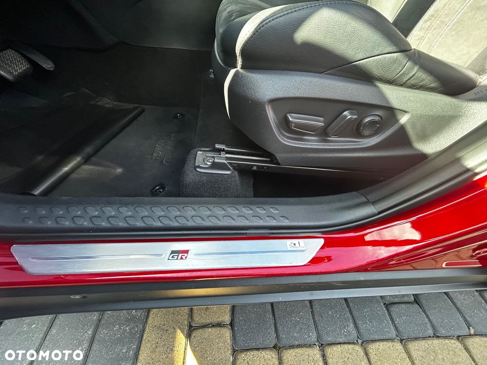 Toyota C-HR 1.8 Hybrid GPF GR Sport - 23