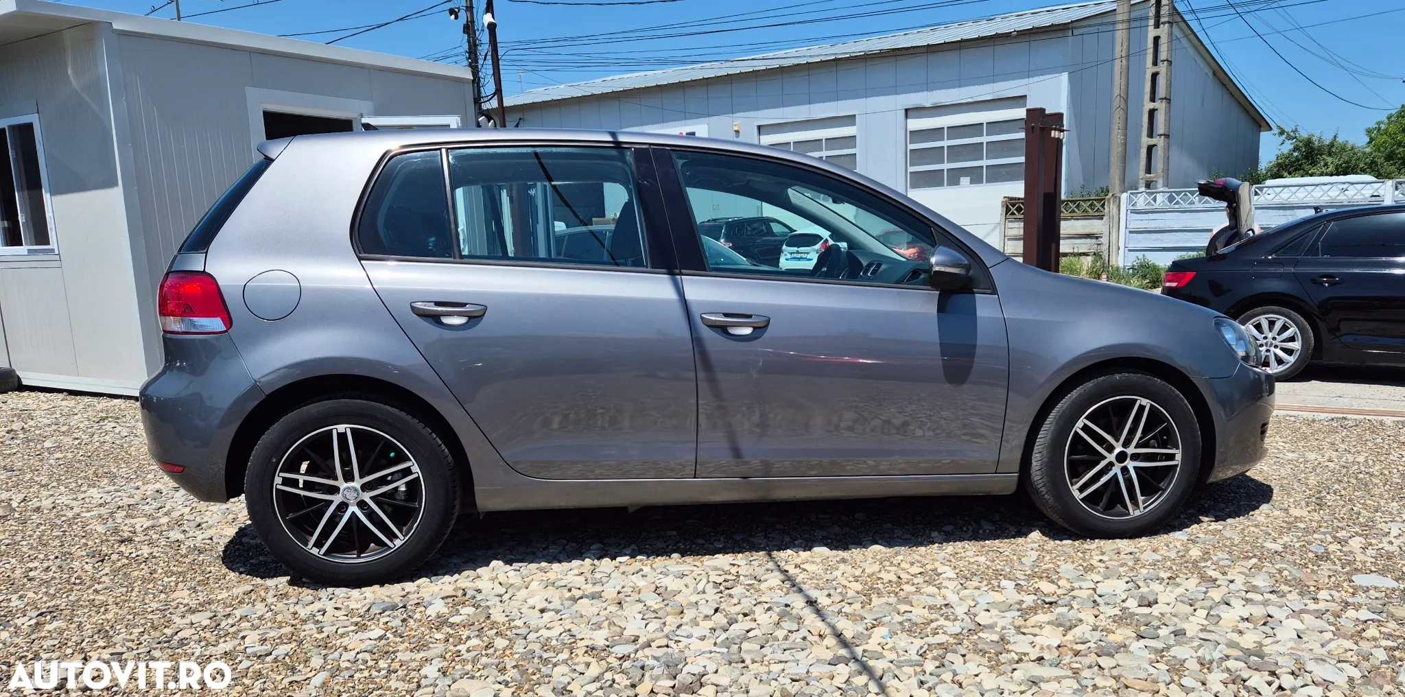 Volkswagen Golf 1.6 TDI BlueMotion Technology Comfortline - 5