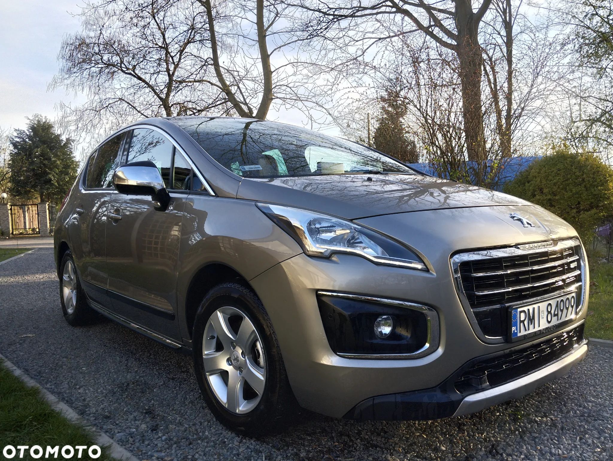 Peugeot 3008 2.0 HDi HYbrid4 - 1