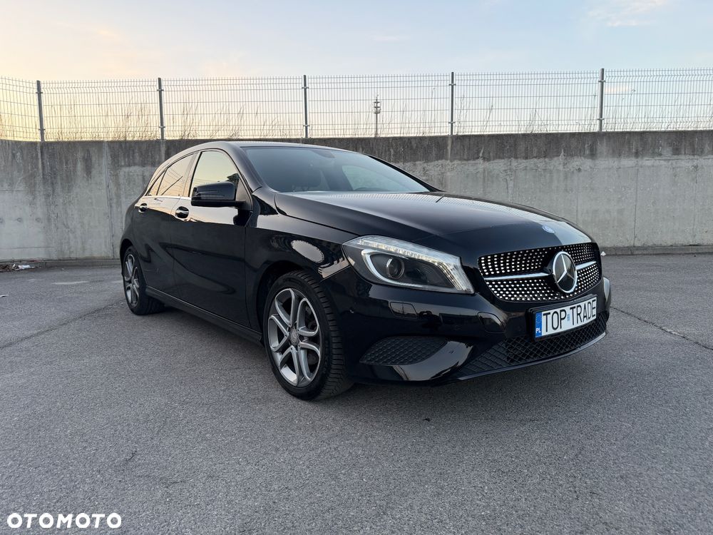 Mercedes-Benz Klasa A 180 7G-DCT - 2