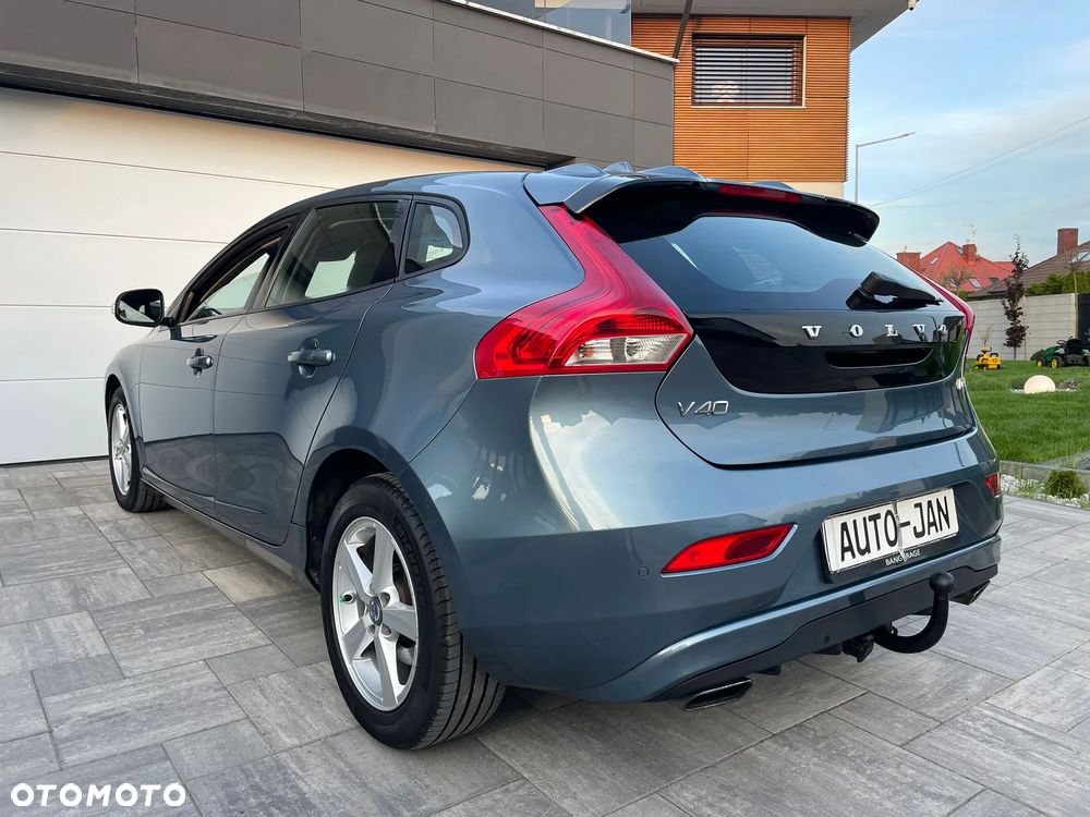 Volvo V40 D2 Summum - 36